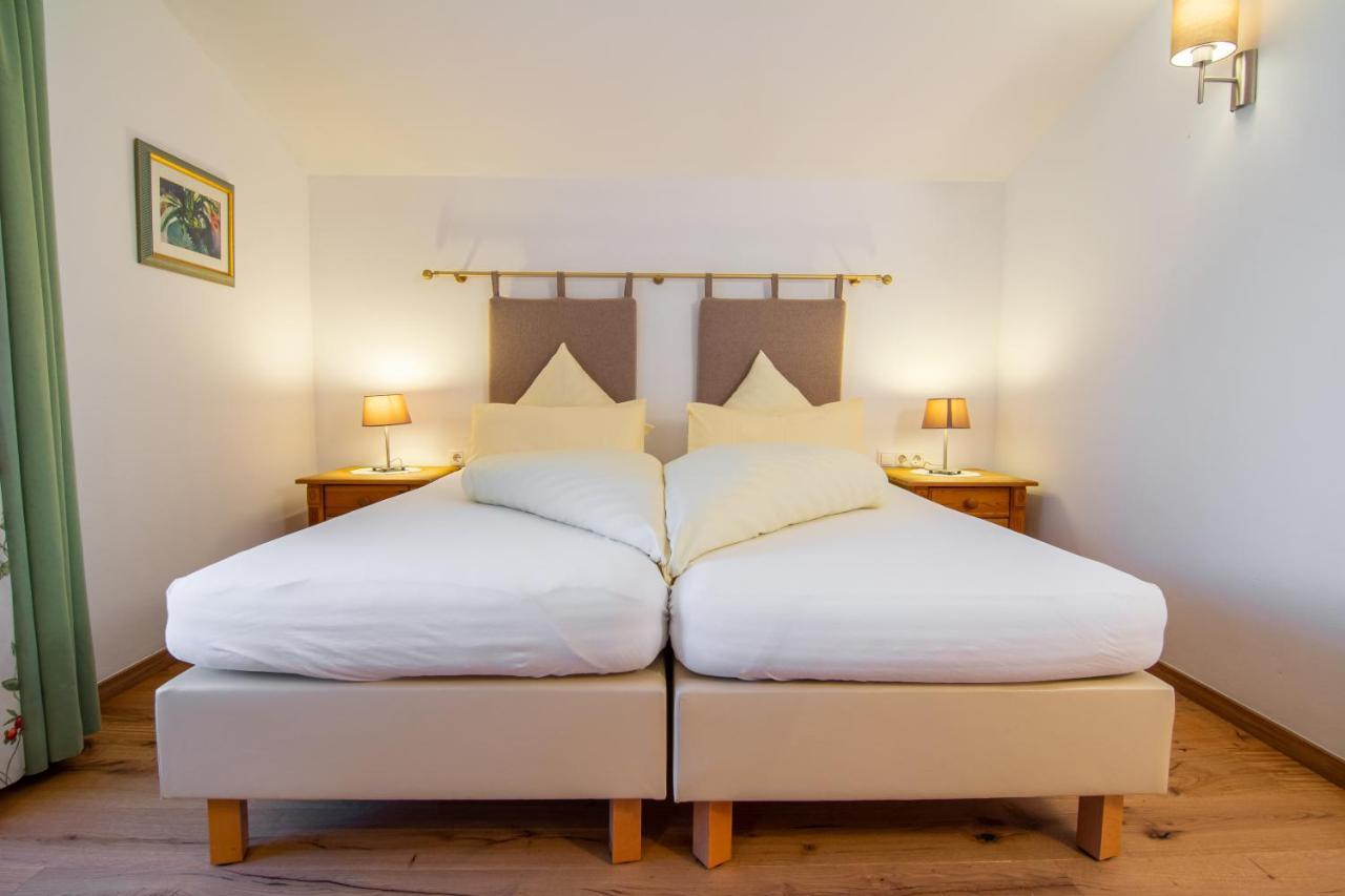 ניוסטיפט אים סטובאיטל Hotel Sonnhof מראה חיצוני תמונה